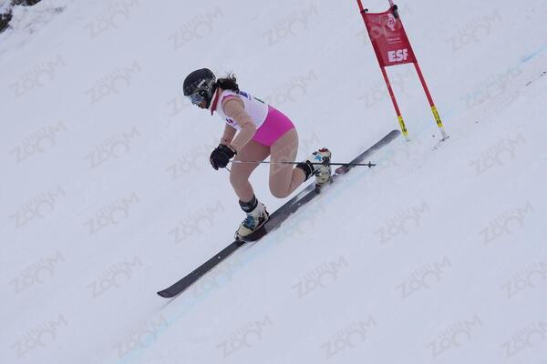 TCHIKNAVORIAN Marie-Lou