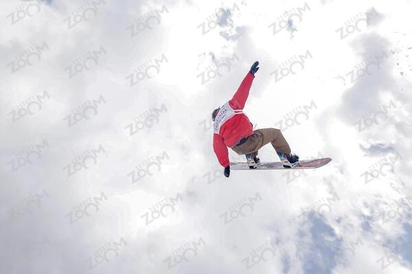 UNKNOWN Skier