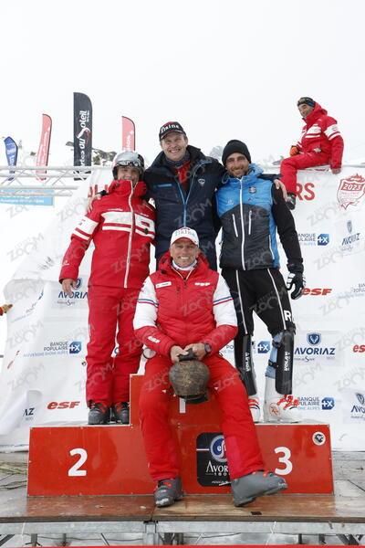 SAUVAGE Christian,SAUVAGE Michael,SAUVAGE Nicolas,UNKNOWN